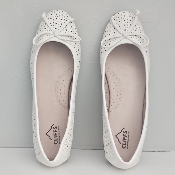 NWOT Cliffs By White Mountain Cheryl Ballet Flat - Picture 1 of 8